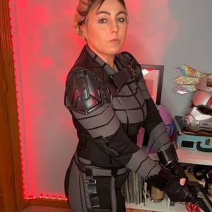 Yelena Belova SimCosplay